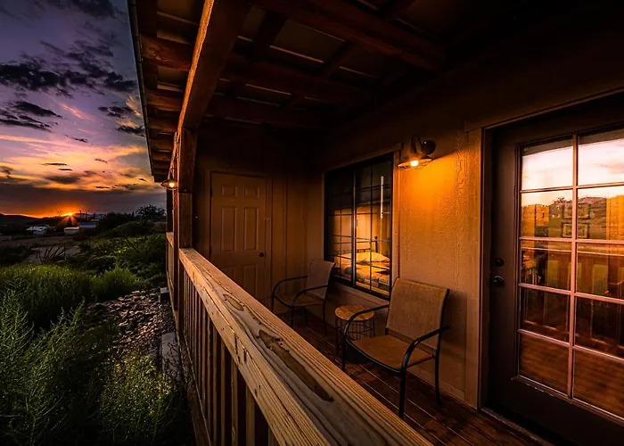 -pet Friendly- Miners #6 - King Bed With Private Balcony Chalet *
