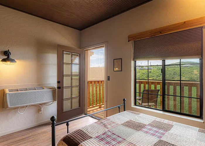 Chalet -pet Friendly- Miners #6 - King Bed With Private Balcony *