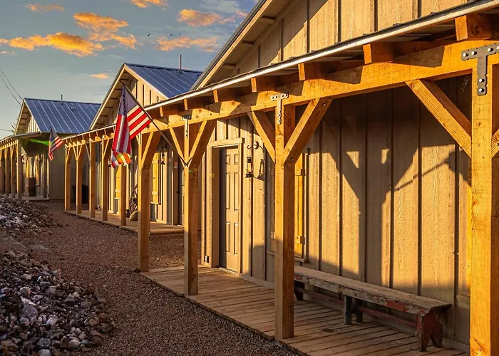 -pet Friendly- Miners #6 - King Bed With Private Balcony *