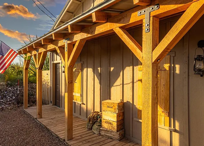-pet Friendly- Miners #6 - King Bed With Private Balcony Chalet